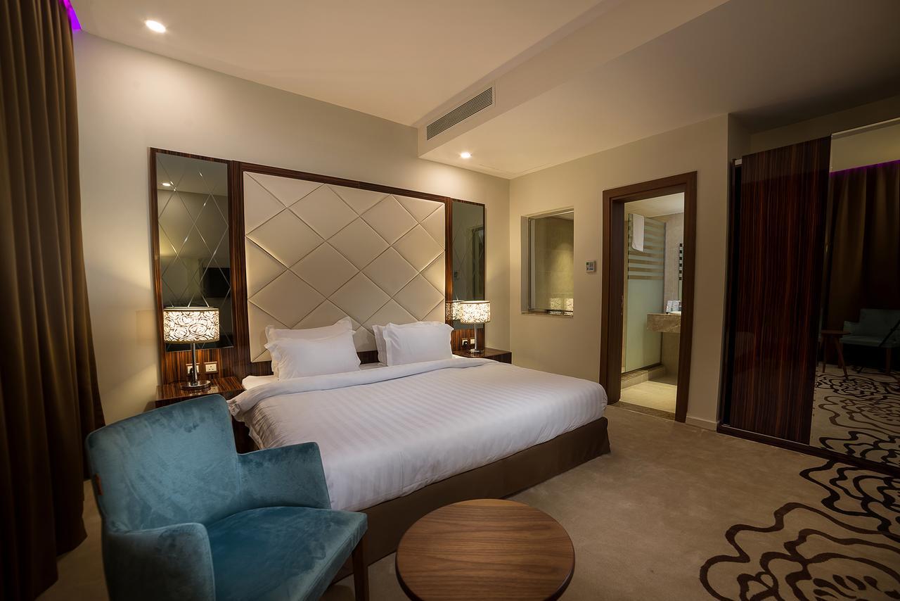 Anast Hotel Medina Bagian luar foto